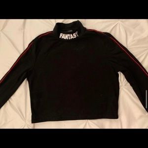 Black long sleeve crop top $6
